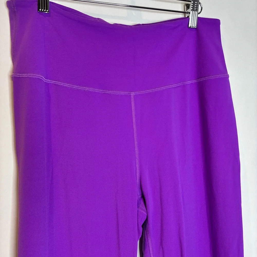 Lululemon | Super High Rise flared Pants